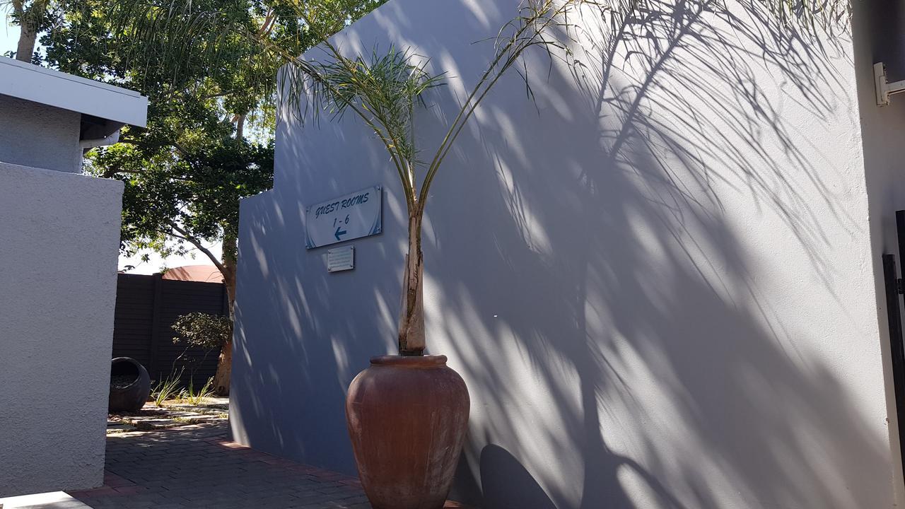 Touching Senses Garden Cottages Bloemfontein Bagian luar foto